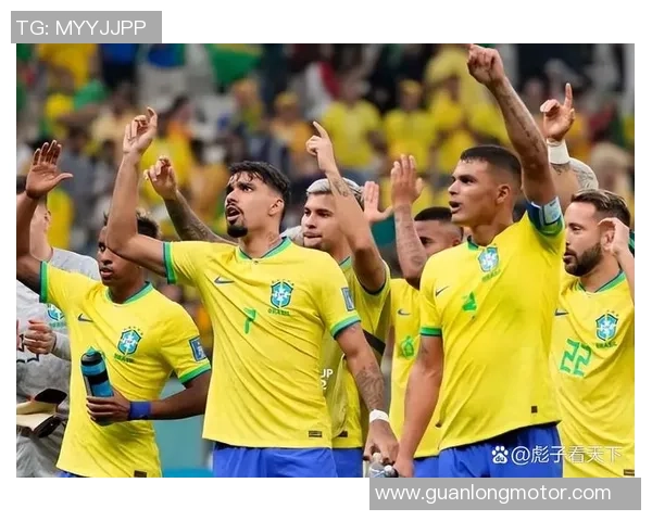 足球巨星风采展现 球场上的王者魅力与无尽荣耀